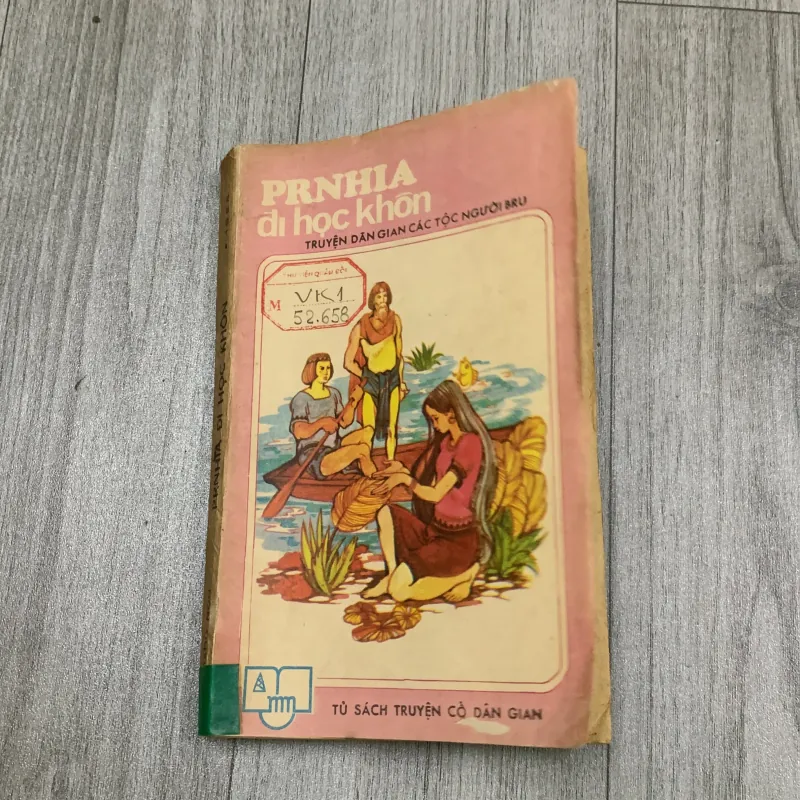 Prnhia đi học khôn 1985. 10a1 1025685