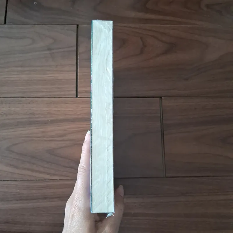 Cô hái lỗi thời 732716