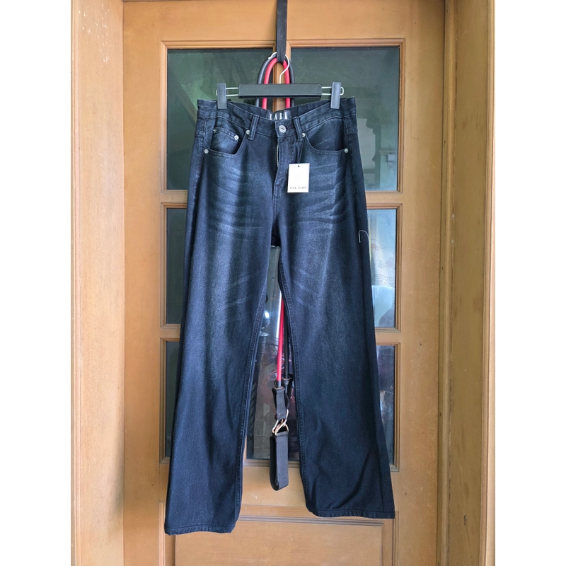 Jeans nam ống rộng size M 482453