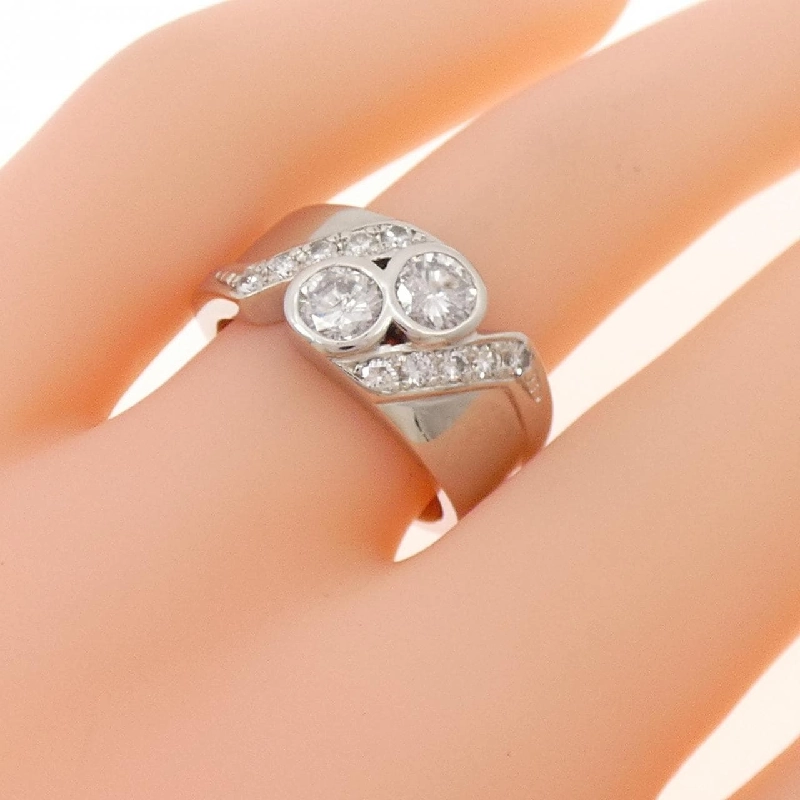 Nhẫn kim cương PT900 0.76CT 666848