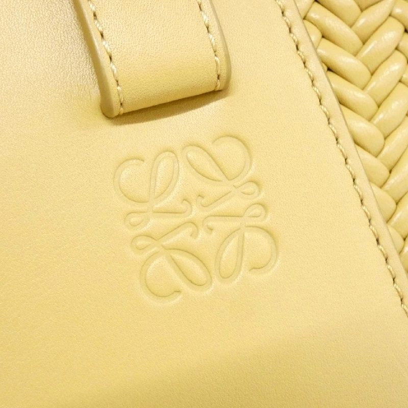 Túi xách vai Loewe Hammock Compact A538H13X36 611859