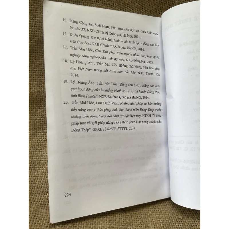 Một số chuyên đề triết học dành cho học viên cao học và nghiên cứu sinh  993754