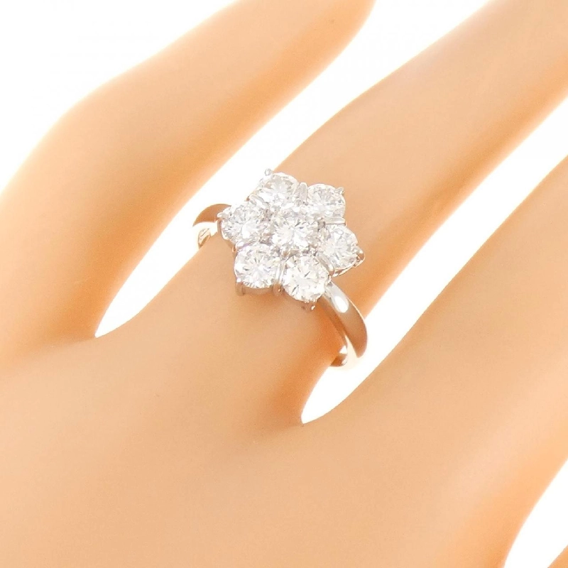 Nhẫn kim cương hoa PT900 1.08CT 669858