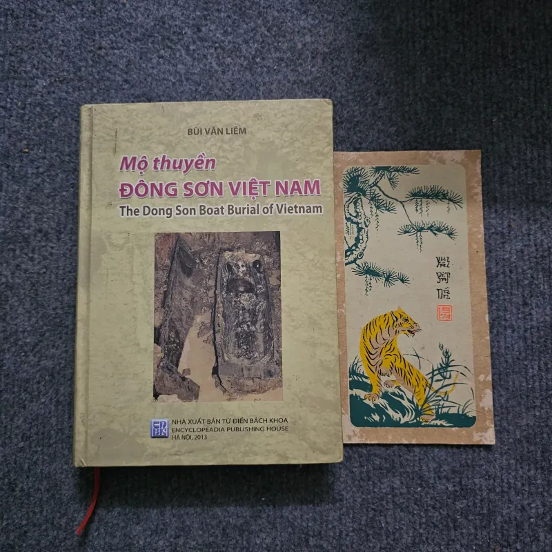 Mộ thuyền đông sơn việt nam - có chữ ký tác giả 745498