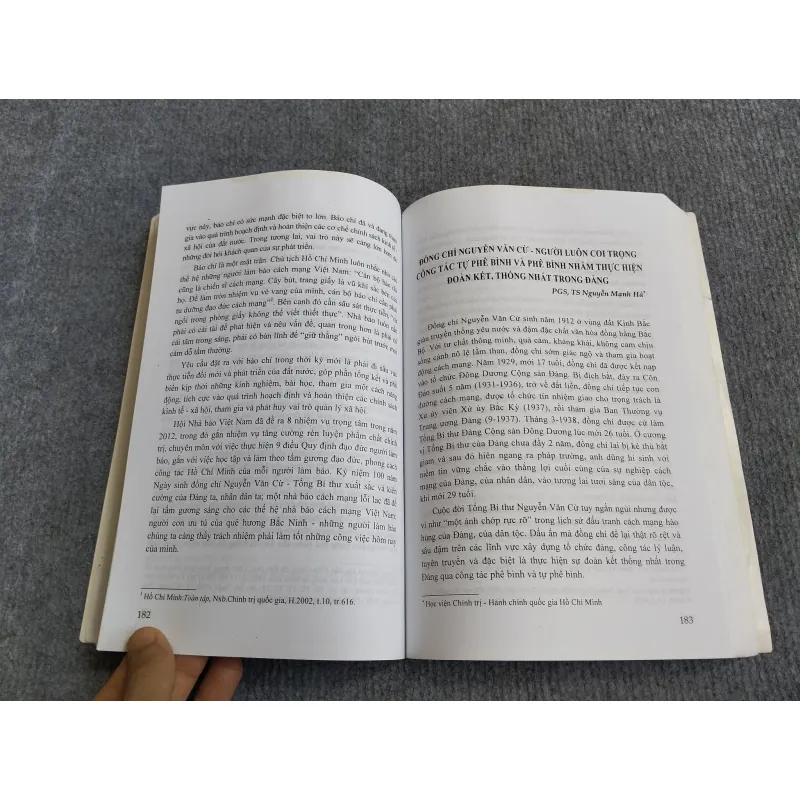 TỔNG BÍ THƯ NGUYỄN VĂN CỪ 570704