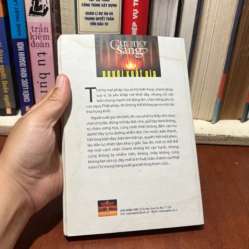 Sách Phật Giáo: Gương Sáng Người Xuất Gia - Đại Sư Liên Trì - Thích Tâm Anh (Dịch) - 2007 755431