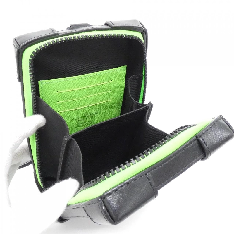 Túi đeo vai Louis Vuitton Monogram (LV Friends) Soft Trunk Phone Box M80144 609618