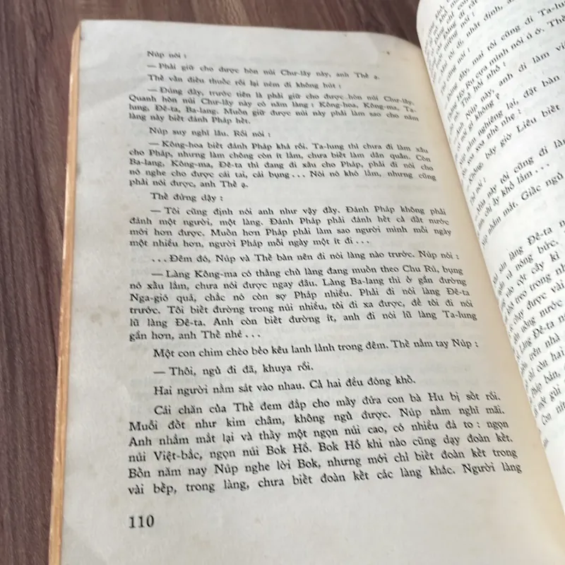 Đất nước đứng lên Nguyên Ngọc 1973  795656