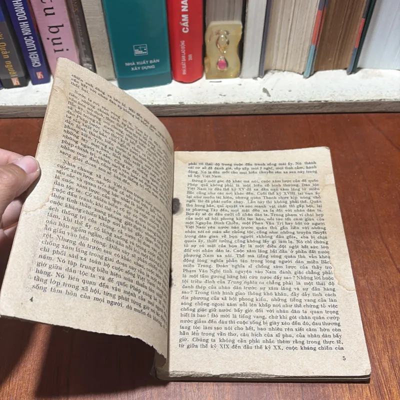 II Lịch Sử Văn Học Việt Nam: Văn Học Viết (Tập 4A) - 1978 789437