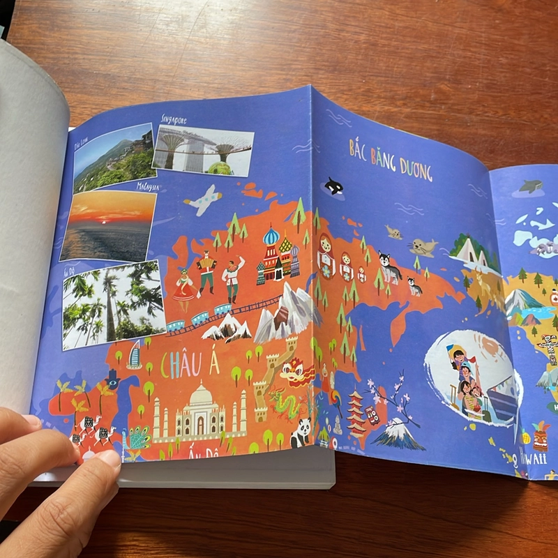 II Tựa sách: Cả Nhà Mình Đi Khắp Thế Gian - Khánh Quân - 2019 517198