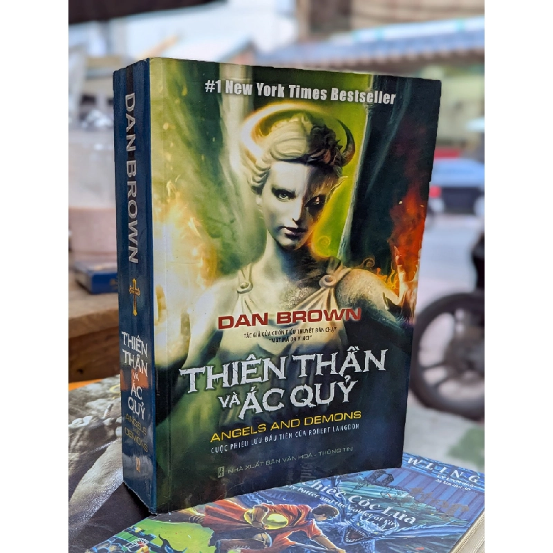 Thiên thần và ác quỷ - Dan Brown 125571