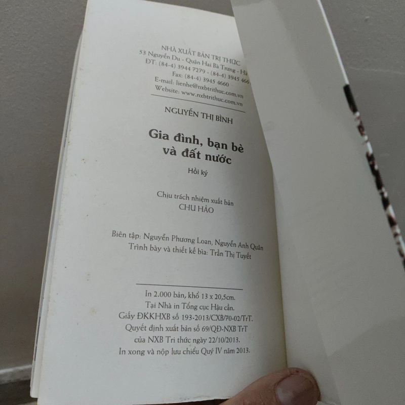 Gia Đình Bạn Bè Và Đất Nước - Hồi Ký - Nguyễn Thị Bình 521621