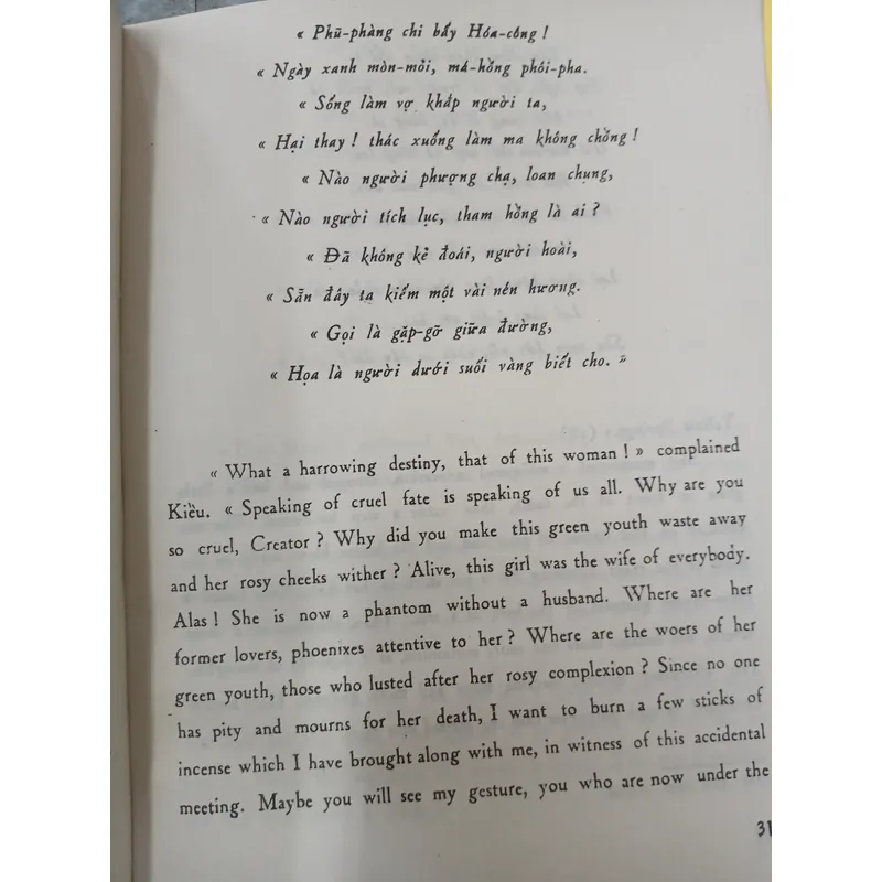 KIM VÂN KIỀU - BẢN DỊCH TIẾNG ANH CỦA LÊ XUÂN THỦY 719461