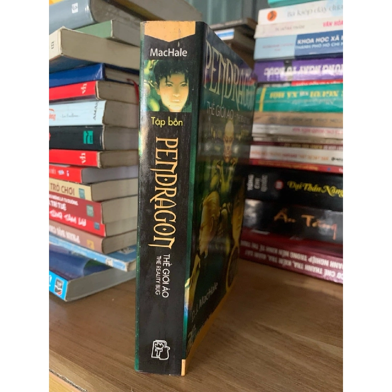 Pendragon Thế giới ảo -D.J Machale 758614