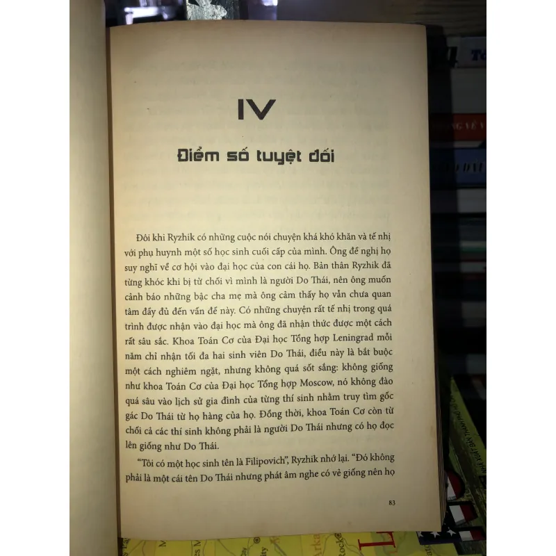Thiên tài kỳ dị và đột phá toán học cùa thế giới - Masha Gessen 777013