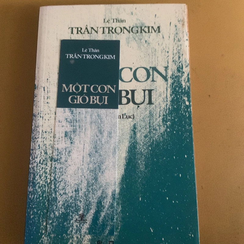 Một cơn gió bụi - Trần Trọng Kim 300962