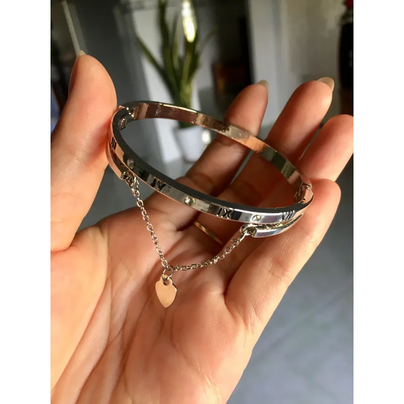 Tặng kèm đơn Váy áo 707003