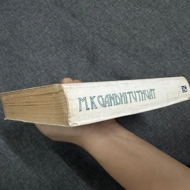 Tự thuật - M.K. Gandhi 751745