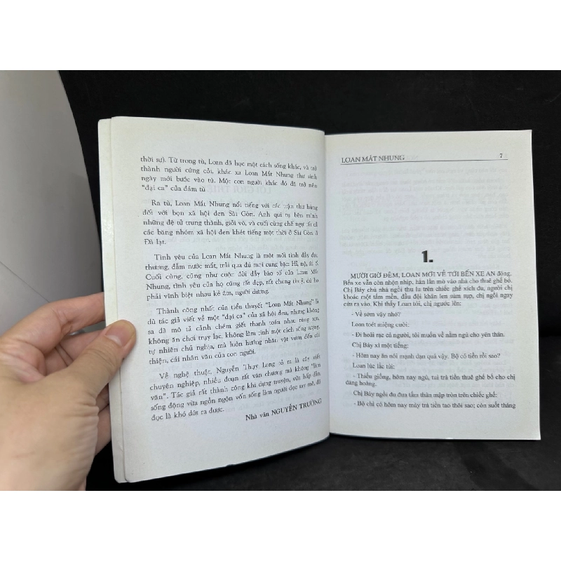 [Phiên Chợ Sách Cũ] Loan Mắt Nhung - Nguyễn Thụy Long 2204, 2014 SBM 918818