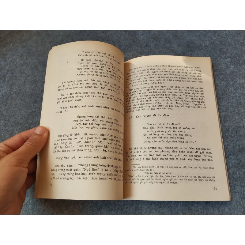 BÌNH GIẢNG CA DAO 719978