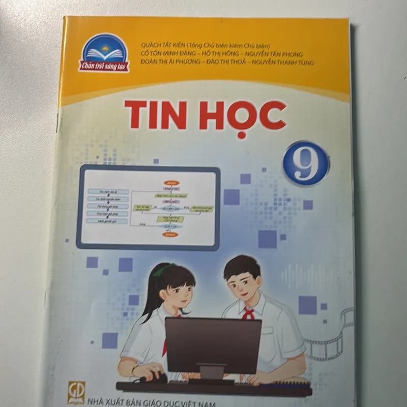 Combo 2 cuốn tin học lớp 8 và 9 1022965