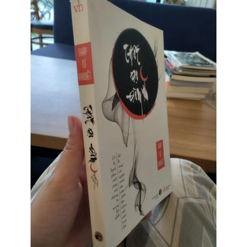 Thất Dạ Đàm" của tác giả Thập Tứ Khuyết. 
 997473