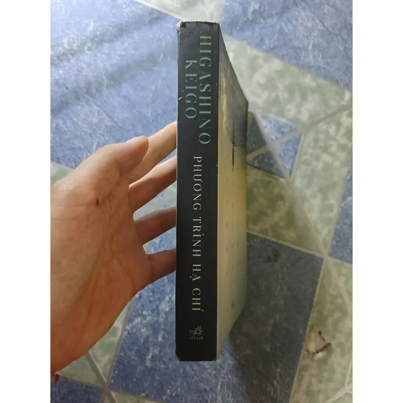 Phương trình hạ chí - Gigashino Keigo 932613