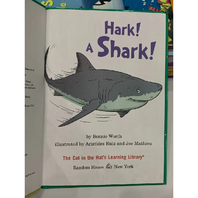 Hark! A Shark!: All About Sharks – Bonnie Worth 559537