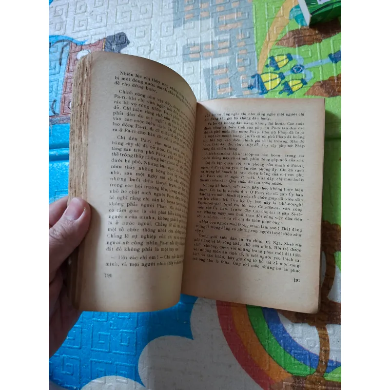 Bà Đại Sứ (1977) 795936