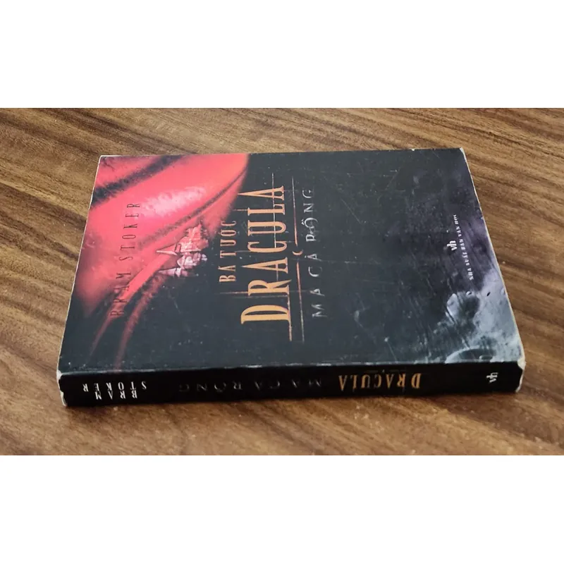 DRACULA - Bá tước ma cà rồng (Bram Stoker) - 509 trang 734069