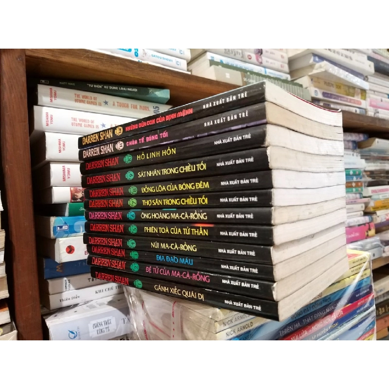 Những câu chuyện kỳ lạ của Darren Shan 122639