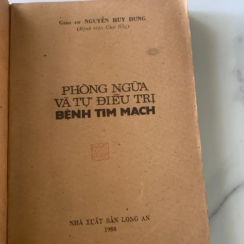 Phòng ngừa và tự điều trị bệnh tim mạch, Giáo sư Nguyễn Huy Dung, in năm 1988 709431