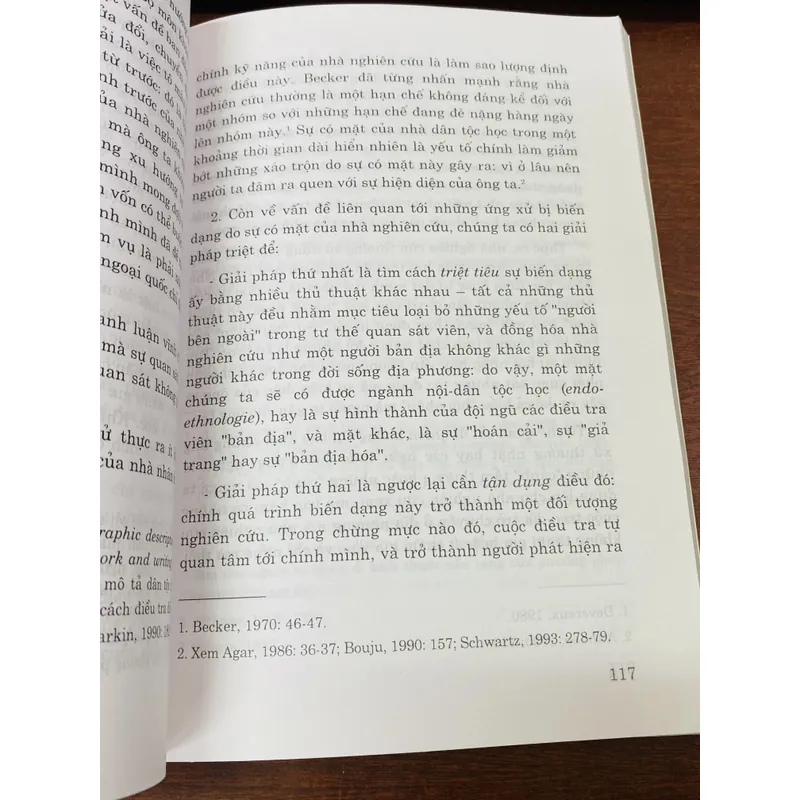 NHÂN HỌC PHÁT TRIỂN - LÝ THUYẾT, PHƯƠNG PHÁP VÀ KỸ THUẬT NGHIÊN CỨU ĐIỀN DÃ 602979