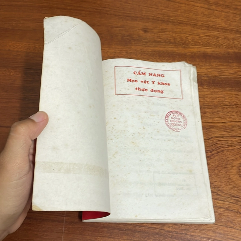 II Sức Khoẻ: Cẩm Nang Mẹo Vặt _ Y Khoa Thực Dụng (Quyển 4) - Đặng Thị Ngọc Trâm - 2000 506217