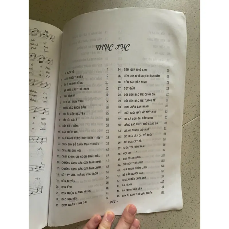 Dân ca Quan họ Bắc Ninh – Tuyển chọn & ký âm (Lâm Minh Đức) 994122