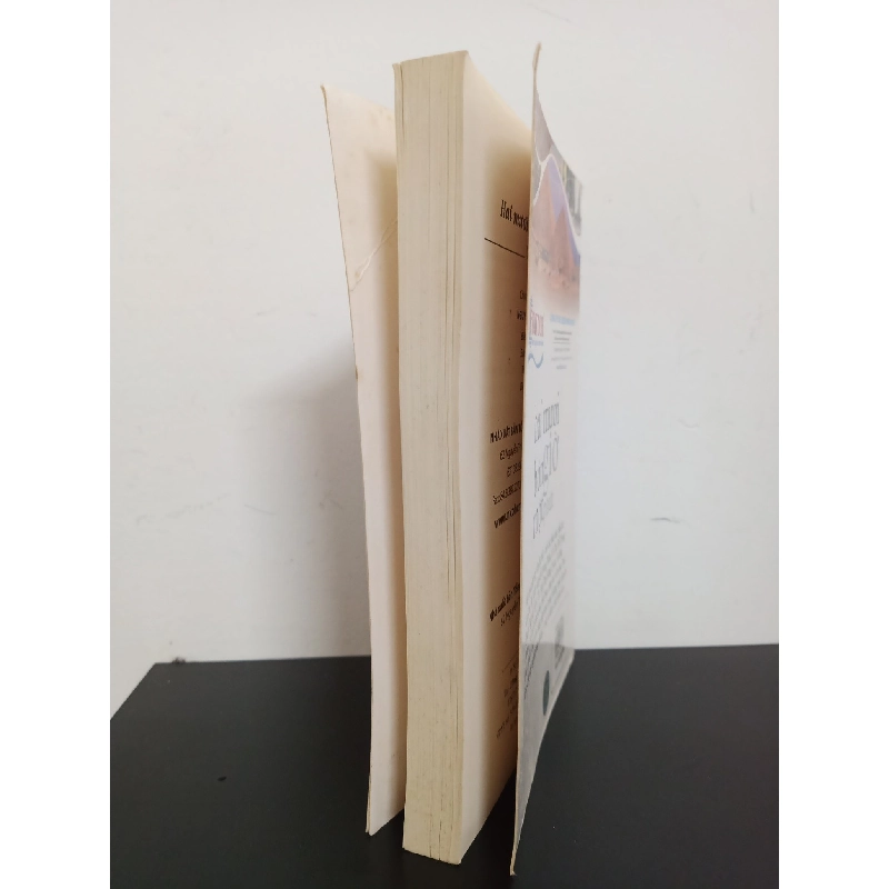 Tuyển Tập Tạp Văn Trên Thời Báo Kinh Tế Sài Gòn - Hai Mươi Bốn Giờ Một Phút (2010) Mới 90% HCM.ASB2102 913327