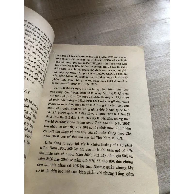 Góp nhặt đông tây 2004 784589