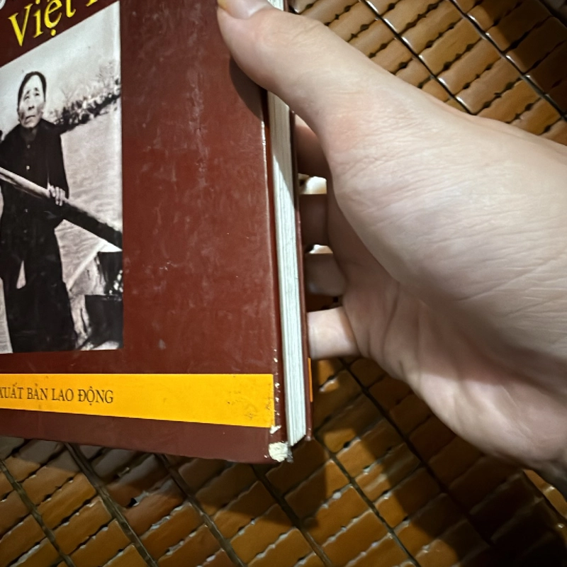 Huyền thoại về người phụ nữ Việt Nam 445055