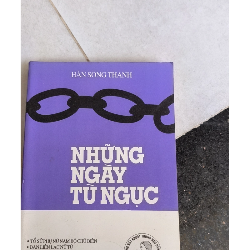 Những ngày tù ngục 401298