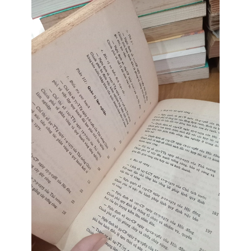 Quản lý nông nghiệp, lâm nghiệp và thủy lợi - Tập luật lệ hiện hành thống nhất cho cả nước 788037