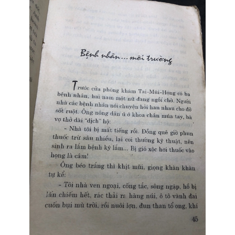 Trường dạy yêu 1998 mới 50% ố bẩn bụng xấu Đoàn Trúc Quỳnh HPB0906 SÁCH VĂN HỌC 915579