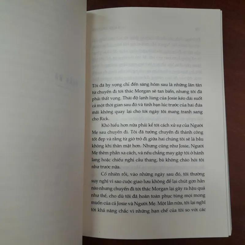 KLARA VÀ MẶT TRỜI - KAZUO ISHIGURO 698164