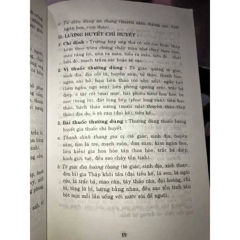Đông y trị ung thư - Giáo sư bác sĩ Trần Văn Kỳ 1029269