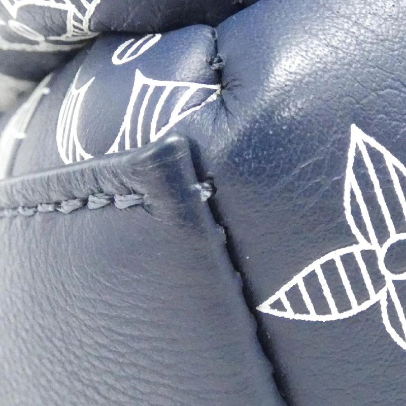 Ba lô Louis Vuitton Monogram Shadow Discovery PM M24760 610092