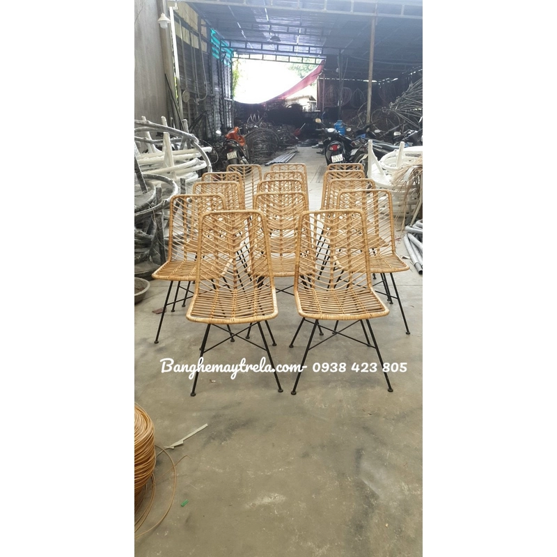 Ghế mây tự nhiên chân sắt hiện đại 500532