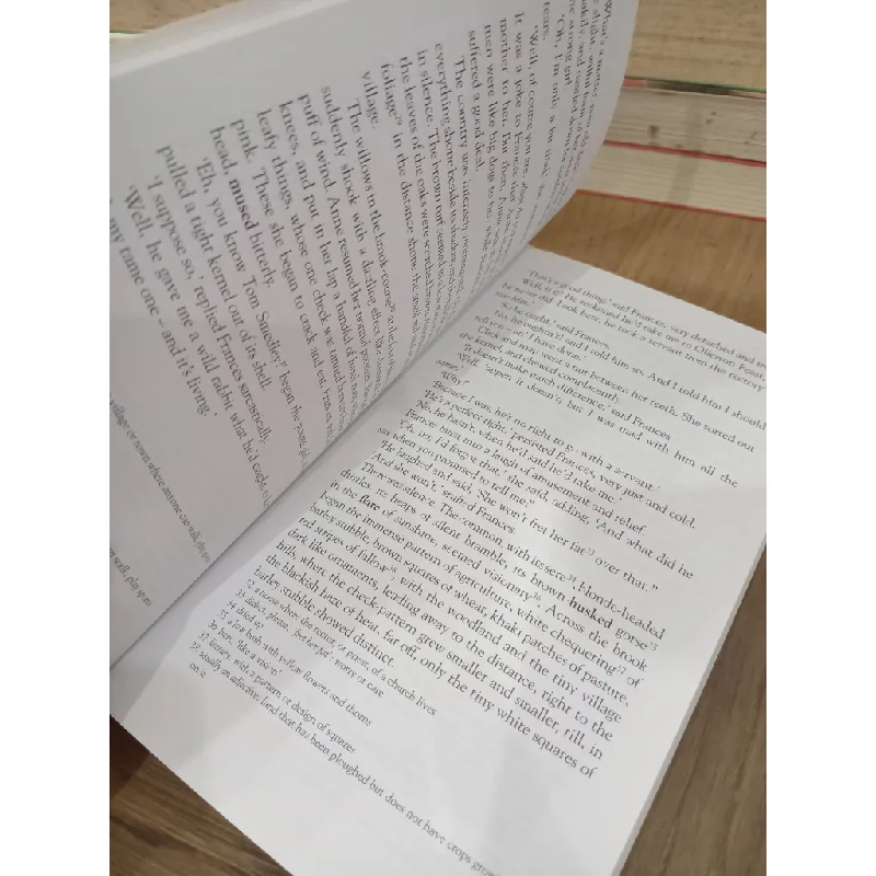 Love stories - Macmillan literature collections 708663