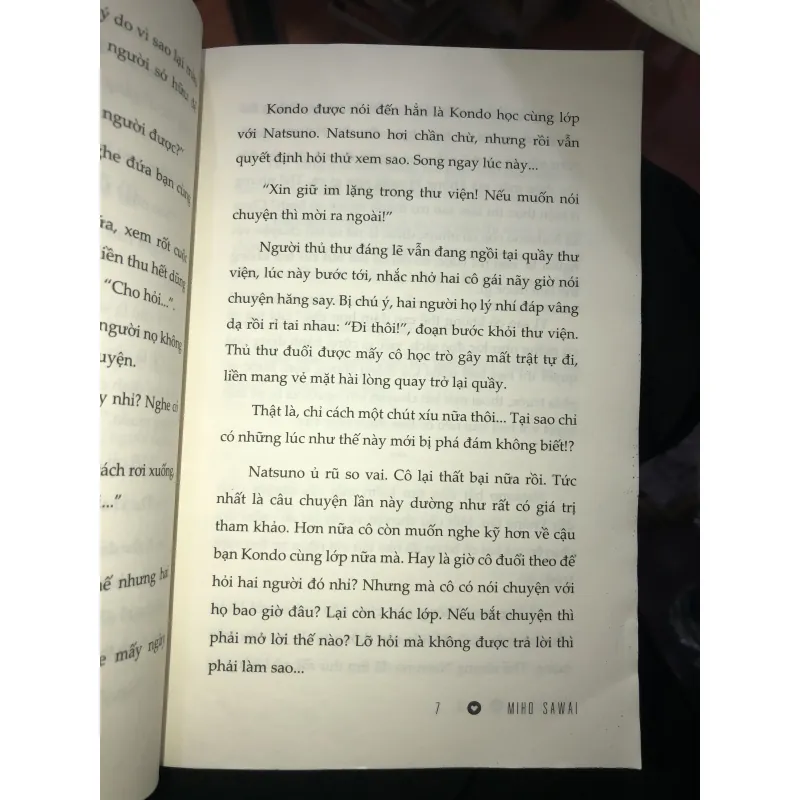 Bút đỏ- Miho Sawai 1021784