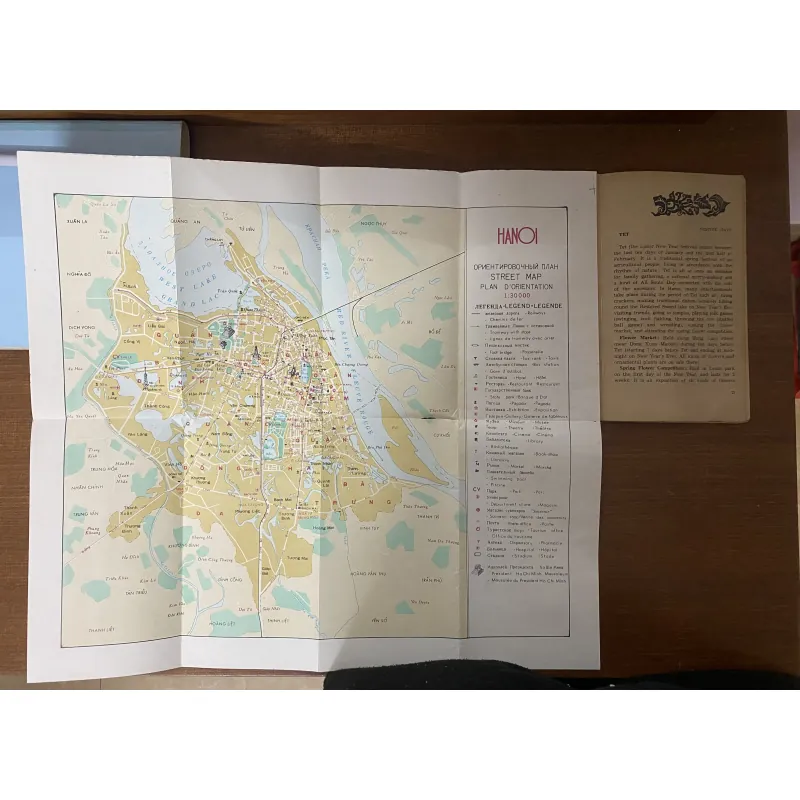 Hà Nội to the guide book- còn bản đồ 1025083