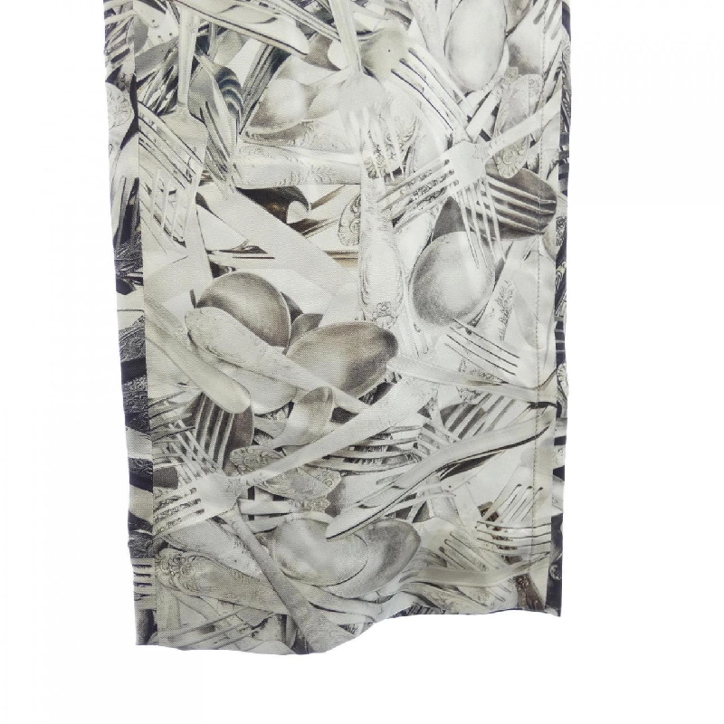 Quần LOEWE - Hàng hiệu Authentic 898656