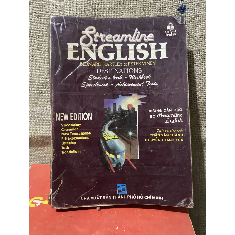 Streamline English: Destinations, a well-known English  799067